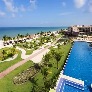 Resort Royalton Riviera Cancun, An Autograph Collection & Casino (adults Only), Puerto Morelos